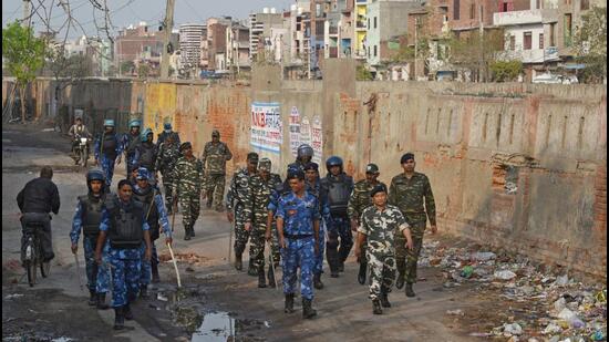 The court was hearing a case registered on February 28, 2020, on a complaint of one Naresh Chand who had alleged that on February 25 at around 5pm rioters barged into his house, ransacked it, and set it ablaze. He alleged that in the incident, the mob also looted his house. (HT Archive)