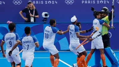 Gurjant Singh of India, Manpreet Singh of India, Sanjay Sanjay of India, Mandeep Singh of India, Abhishek Abhishek of India and Sreejesh Parattu Raveendran of India celebrate winning the match. (REUTERS)