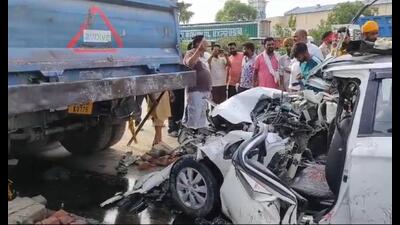 The mishap site near Rampura Phul on the Chandigarh-Bathinda national highway on Sunday. (HT photo)