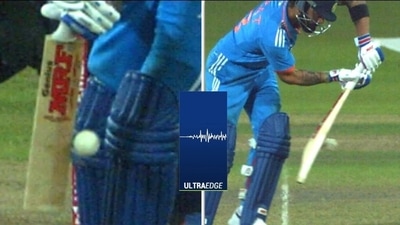 Virat Kohli survived thanks to an inside edge (X)
