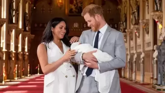 Meet little Archie Harrison Mountbatten-Windsor! Harry and Meghan welcomed Archie to the world May 6, 2019, at London’s Portland Hospital.