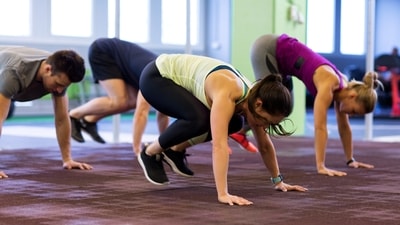 1. HIIT Workouts: HIIT, or High-Intensity Interval Training, is a dynamic exercise method that alternates between intense bursts of activity and short periods of rest or lower-intensity exercise. It's known for its effectiveness in burning calories and improving cardiovascular health in a shorter amount of time compared to traditional workouts. HIIT sessions typically last between 20 to 30 minutes, making them perfect for squeezing into a busy schedule. (Shutterstock) 1. HIIT Workouts: HIIT, or High-Intensity Interval Training, is a dynamic exercise method that alternates between intense bursts of activity and short periods of rest or lower-intensity exercise. It's known for its effectiveness in burning calories and improving cardiovascular health in a shorter amount of time compared to traditional workouts. HIIT sessions typically last between 20 to 30 minutes, making them perfect for squeezing into a busy schedule. (Shutterstock)