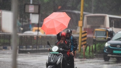 ‘Orange’ alert in Pune, Satara; heavy rains warning in Kerala, forecast in other states ‘Orange’ alert in Pune, Satara; heavy rains warning in Kerala, forecast in other states