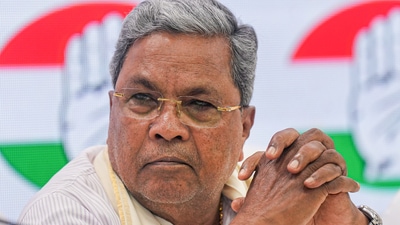 Karnataka CM announces ₹1.2L compensation for those who lost homes in rain Karnataka CM announces ₹1.2L compensation for those who lost homes in rain