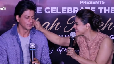 Even Shah Rukh Khan isn't spared from Kajol's antics. Even Shah Rukh Khan isn't spared from Kajol's antics.