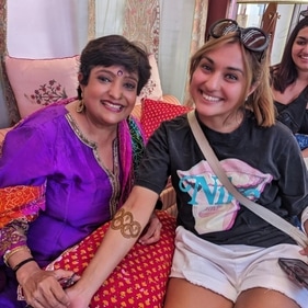 Mehendi artist Veena Nagda applied Olympic-ring-themed henna designs Mehendi artist Veena Nagda applied Olympic-ring-themed henna designs