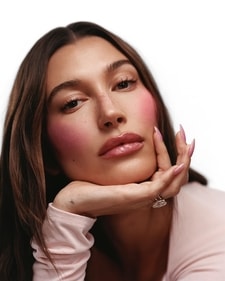 Hailey Rhode Baldwin Bieber opened up on her struggle with perioral dermatitis on TikTok (instagram) Hailey Rhode Baldwin Bieber opened up on her struggle with perioral dermatitis on TikTok (instagram)
