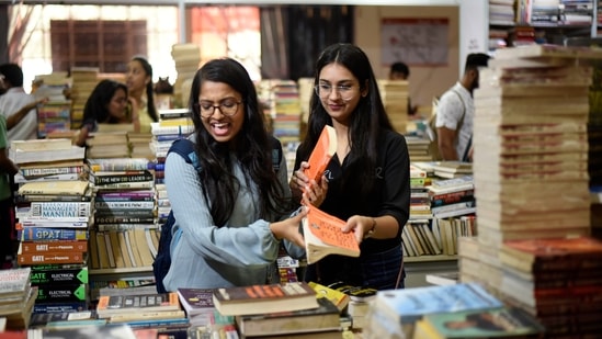 Book lovers can't keep calm, for their fave annual event is returning to Delhi. (Photo for representational purposes only) (Photo: Biplov Bhuyan/HT)