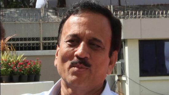 Anil Deshmukh ‘pressured’ police to file FIR against Girish Mahajan (in pic): CBI closure report. (HT FILE)