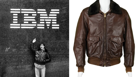 The image shows the iconic brown leather jacket Steve Jobs wore while showing the middle finger to IBM. (Andy Hertzfeld, RR Auction) The image shows the iconic brown leather jacket Steve Jobs wore while showing the middle finger to IBM. (Andy Hertzfeld, RR Auction)