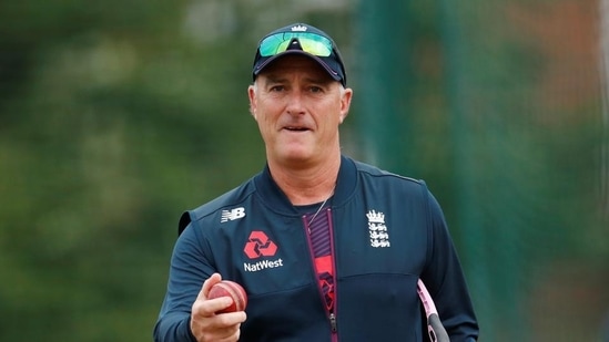 https://www.mobilemasala.com/sports/Graham-Thorpe-former-England-cricketer-and-coach-dies-aged-55-i287343