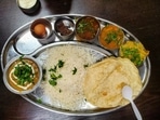 Western dining favours distinct courses, while Indian cuisine often serves a variety of dishes together on a thali. (Unsplash) Western dining favours distinct courses, while Indian cuisine often serves a variety of dishes together on a thali. (Unsplash)