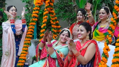 Hariyali Teej also known as Shraavana Teej is a festival of the Hindus dedicated to Goddess Parvati and her union with Lord Shiva. (HT Photo/Keshav Singh) Hariyali Teej also known as Shraavana Teej is a festival of the Hindus dedicated to Goddess Parvati and her union with Lord Shiva. (HT Photo/Keshav Singh)