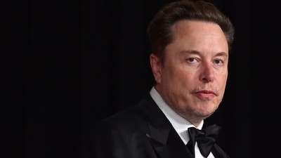 Elon Musk arrives at the 10th Breakthrough Prize Ceremony at the Academy Museum of Motion Pictures in Los Angeles. (AP) Elon Musk arrives at the 10th Breakthrough Prize Ceremony at the Academy Museum of Motion Pictures in Los Angeles. (AP)