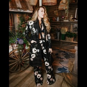 Blake Lively in an Ellie Saab three-piece suit (Instagram) Blake Lively in an Ellie Saab three-piece suit (Instagram)