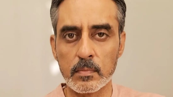 https://www.mobilemasala.com/film-gossip/Indian-actor-assaulted-in-Istanbul-People-watch-films-and-think-Turkey-is-all-romantic-but-i287700