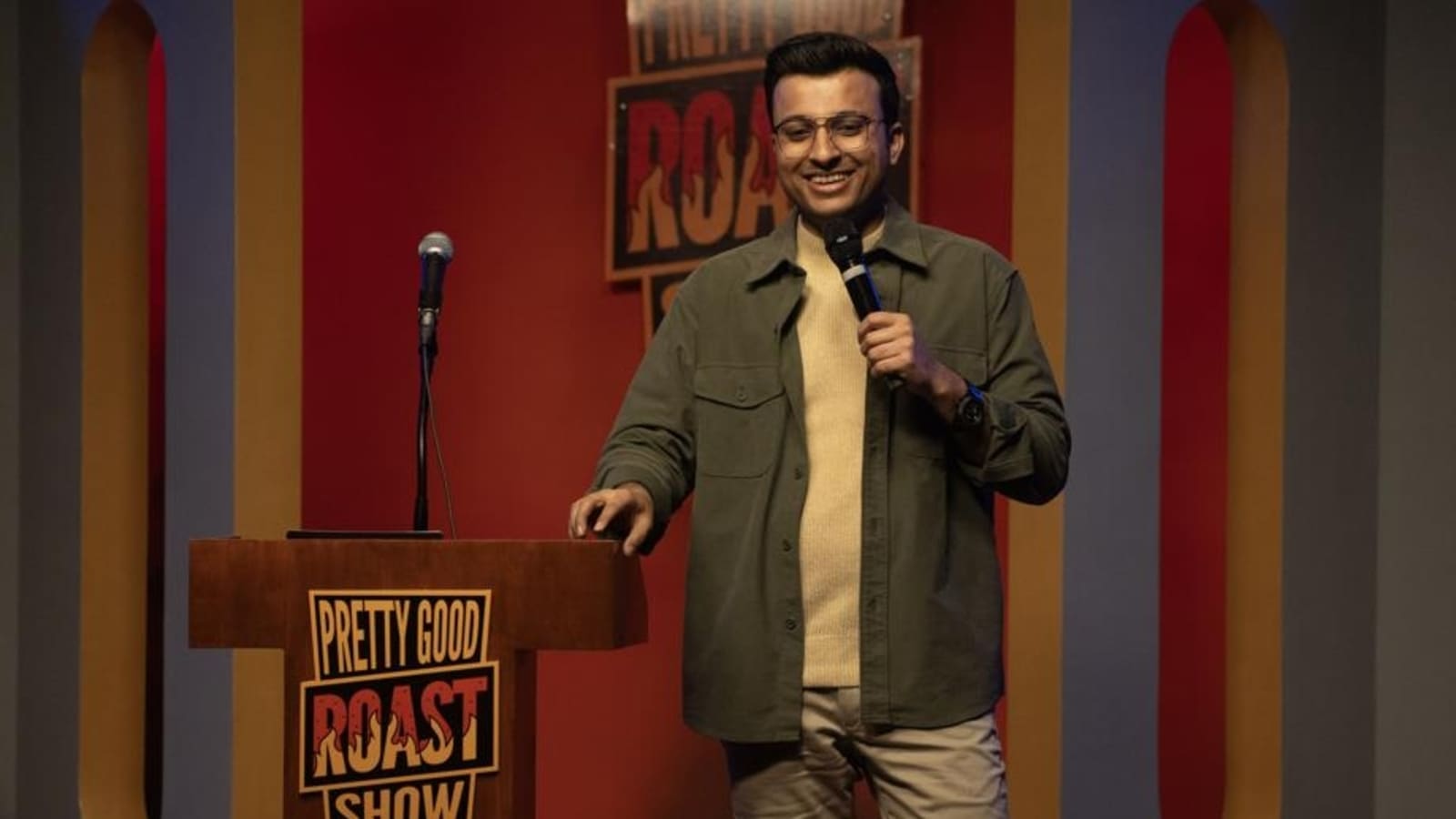 Comedian Aashish Solanki becomes a “good boy” with his stand-up about middle-class life