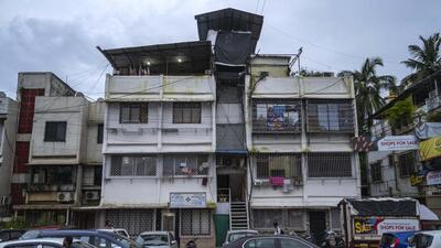 According to the police, the complainant owns a ground-plus-two-storey building in Shahid Bhagat Singh Colony in JB Nagar, in which the second floor and a shed on the terrace are allegedly illegal, and two flats have been illegally altered. (Satish Bate/HT Photo)