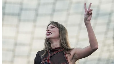 Taylor Swift leads MTV VMAs nominations Taylor Swift leads MTV VMAs nominations
