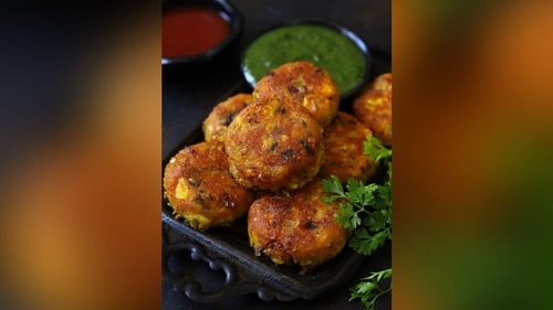 Paneer cutlets are deliciously spiced patties made from crumbled paneer, perfect for a quick snack or appetiser. (Pinterest) Paneer cutlets are deliciously spiced patties made from crumbled paneer, perfect for a quick snack or appetiser. (Pinterest)