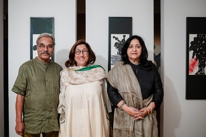 Amitava Das, Kiran Nadar and Roobina Karode