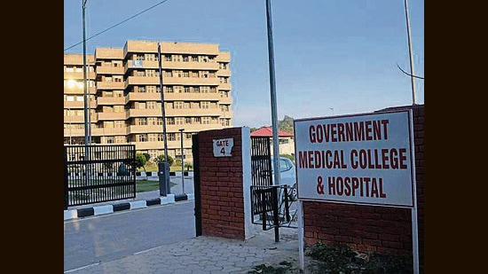 The Government Medical College and Hospital (GMCH), Sector 32, has changed its timing from August 16 post summer vacations. (HT File)