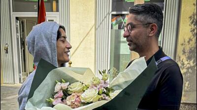 Olympic gold medallist Abhinav Bindra meets wrestler Vinesh Phogat. (PTI) Olympic gold medallist Abhinav Bindra meets wrestler Vinesh Phogat. (PTI)