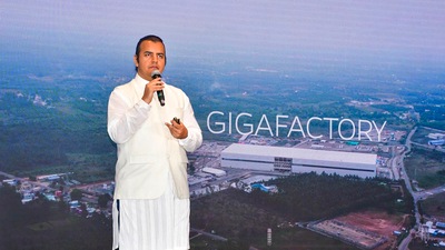 Ola Electric CMD Bhavish Aggarwal addresses the media. (PTI) Ola Electric CMD Bhavish Aggarwal addresses the media. (PTI)