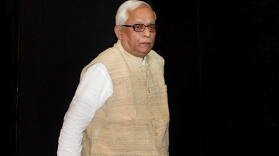 New Delhi: In this Wednesday, Jan. 19, 2011 file image former West Bengal Chief Minister Buddhadeb Bhattacharjee arrives to address the media in New Delhi. (PTI Photo) (PTI)