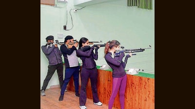Players During the practice in shooting range in Ludhiana on Thursday. (Manish/Hindustan Times)