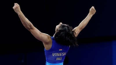 Vinesh Phogat celebrates after defeating Yui Susaki of Japan at the Paris Olympics 2024. (Reuters) Vinesh Phogat celebrates after defeating Yui Susaki of Japan at the Paris Olympics 2024. (Reuters)