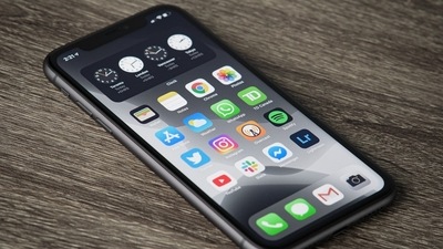 Know what the upcoming iPhone SE 4 will have in store for the users. (Unsplash)