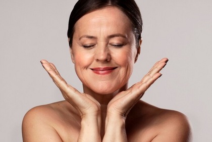 Heavy moisturisation is the key to keeping mature skin taut during the monsoons (Photo: Freepik - For representation purpose only)