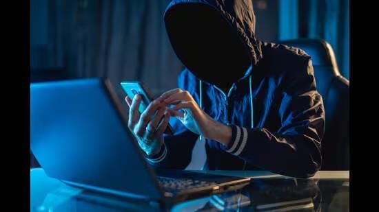 A retired manager of Punjab National Bank has fallen victim to a cyber fraud, losing <span class='webrupee'>₹</span>10 lakh from his bank account. (HT File) A retired manager of Punjab National Bank has fallen victim to a cyber fraud, losing <span class='webrupee'>₹</span>10 lakh from his bank account. (HT File)