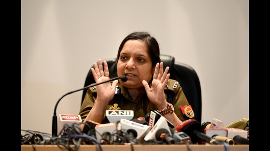 Cab driver Rupesh Tomar approached police commissioner Laxmi Singh (above) directly with a complaint that trainee SI Amit Mishra, who was posted under Bisrakh police station area, allegedly abused him and extorted money from him. An internal probe found these allegations to be true. (HT Archive)