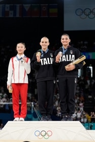 Chinese gymnast Zhou Yaqin is going viral Chinese gymnast Zhou Yaqin is going viral