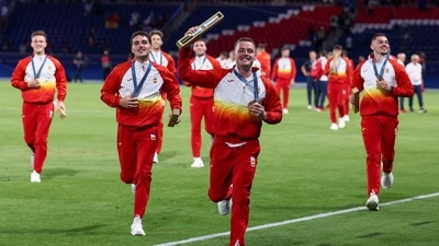 Spain's gold medallists celebrate after the men's final football match between France and Spain during the Paris 2024 Olympic Games at the Parc des Princes in Paris on August 9, 2024. (AFP) Spain's gold medallists celebrate after the men's final football match between France and Spain during the Paris 2024 Olympic Games at the Parc des Princes in Paris on August 9, 2024. (AFP)