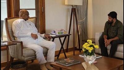 NCP (Sharad) Chief Sharad Pawar with Prahar Janshakti Party President Bachchu Kadu during a meeting at his residence in Modi Bagh, Pune. (Third Party: X)