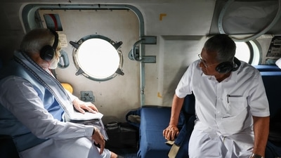 Before physically visiting the disaster site, the Prime Minister conducted an aerial survey of the landslide-affected regions in Wayanad to assess the relief and rehabilitation efforts. (GoI) Before physically visiting the disaster site, the Prime Minister conducted an aerial survey of the landslide-affected regions in Wayanad to assess the relief and rehabilitation efforts. (GoI)