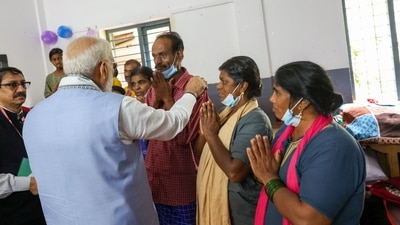 Prime Minister Narendra Modi visited a relief camp in Kerala’s Wayanad on Saturday and met with landslide survivors. (GoI) Prime Minister Narendra Modi visited a relief camp in Kerala’s Wayanad on Saturday and met with landslide survivors. (GoI)