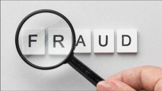 A Kurukshetra resident was allegedly duped of <span class='webrupee'>₹</span>4 lakh on the pretext of arranging a work permit for New Zealand. (HT Photo)