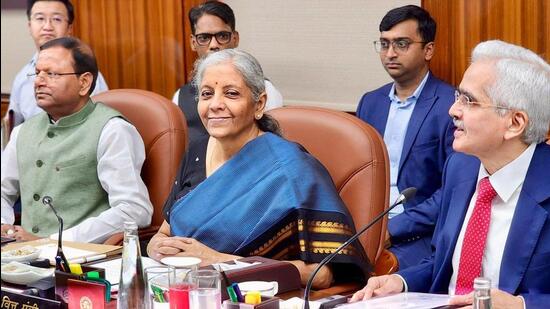 Finance Minister Sitharaman addresses the media after a meeting with the Reserve Bank of India following the budget meeting in New Delhi (X/@airnewsalerts)