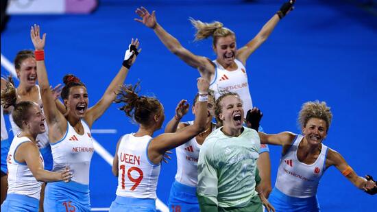 Hockey goes Dutch in the Parisian summer