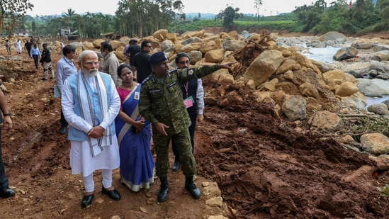 Prime Minister Narendra Modi visited landslide-hit Wayanad in Kerala on Saturday.(GoI)