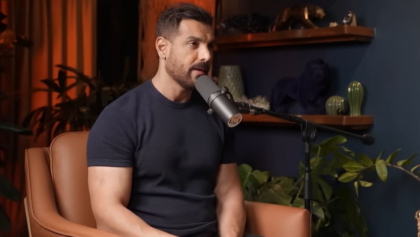 John Abraham reveals he doesn’t own expensive luxury cars, but drives a pick-up truck: “What would I do with a car worth Rs 4 million?” | Bollywood