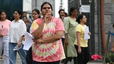 Candidates leave exam centre after attempting NEET PG 2024 exam in Lucknow (Deepak Gupta) Candidates leave exam centre after attempting NEET PG 2024 exam in Lucknow (Deepak Gupta)