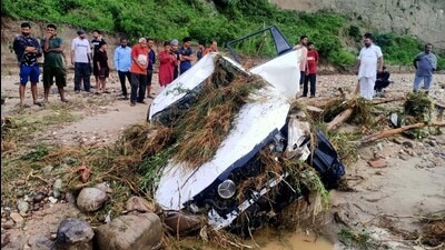 The Toyota Innova that got swept away in flooded rivulet in Hoshiarpur’s Jaijon killing atleast nine occupants. (HT Photo) The Toyota Innova that got swept away in flooded rivulet in Hoshiarpur’s Jaijon killing atleast nine occupants. (HT Photo)