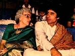 Amitabh Bachchan with his later mother Teji Bachchan. (File Photo)