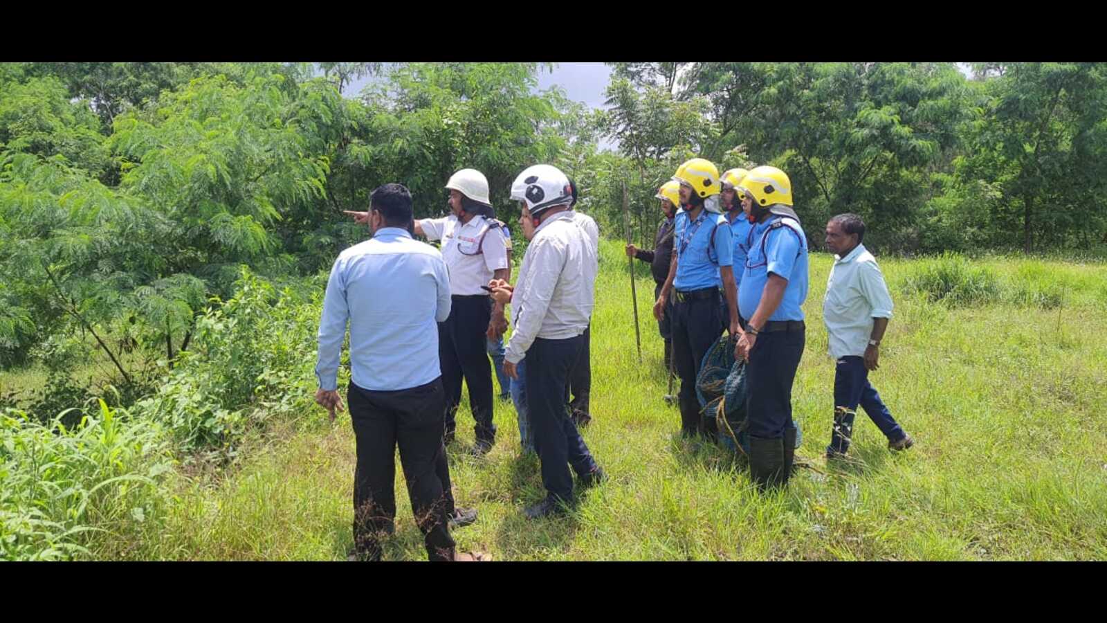 Leopard spotted on college premises at Lohegaon, search operation underway