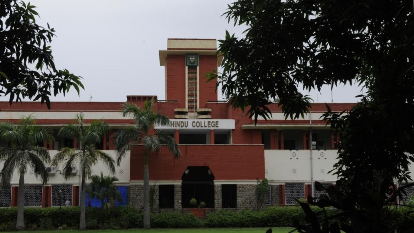 NIRF Rankings 2024: Hindu college is top college in India, Miranda at second spot, get list of top colleges | Education